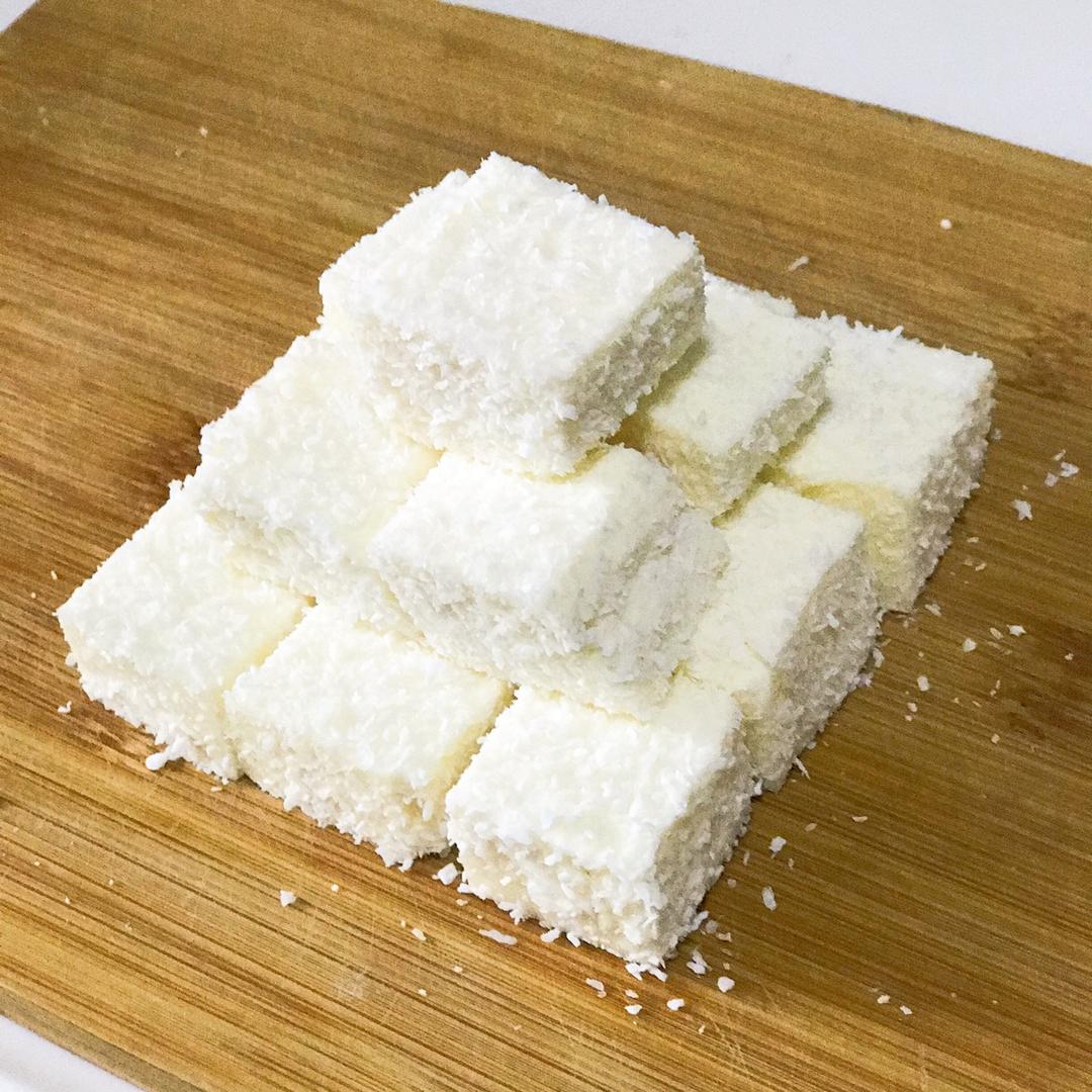 「椰丝牛奶小方」媲美85℃