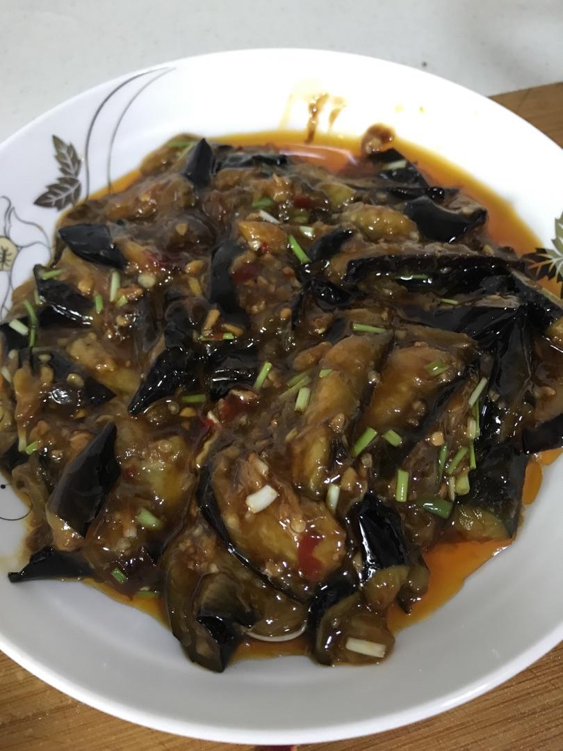 开胃下饭菜！巨简单的家常鱼香茄子煲