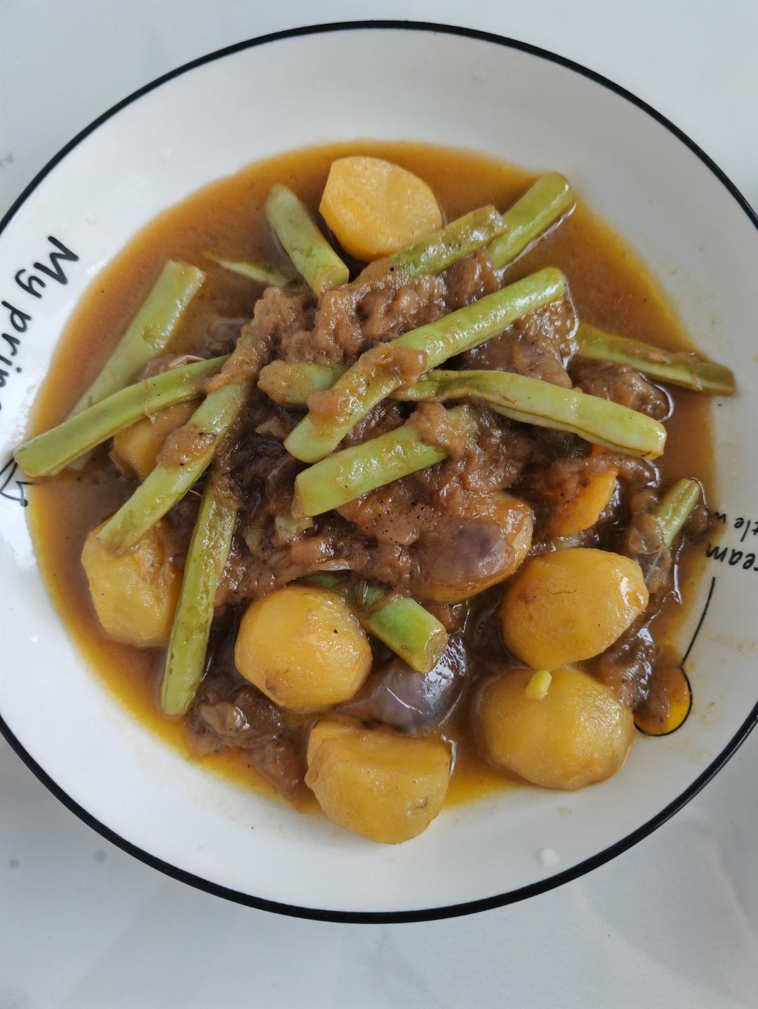 家常炖豆角茄子土豆