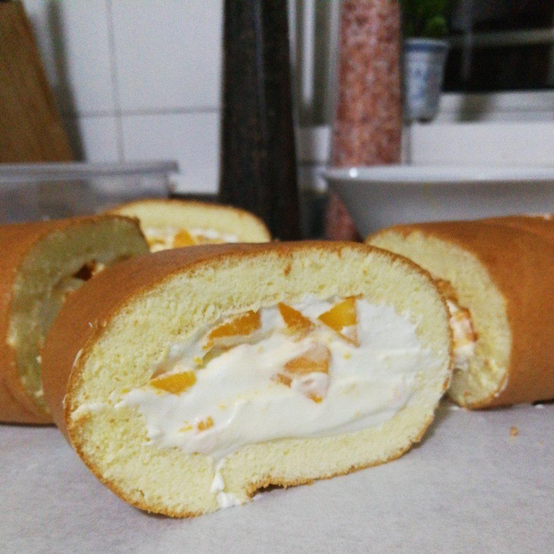 芒果蛋糕卷（详细的小四卷制作视频）