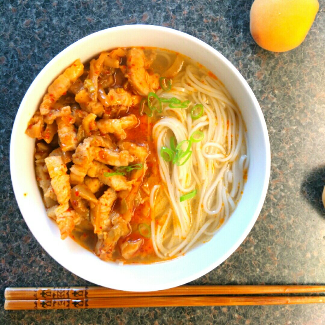 香辣榨菜肉丝面