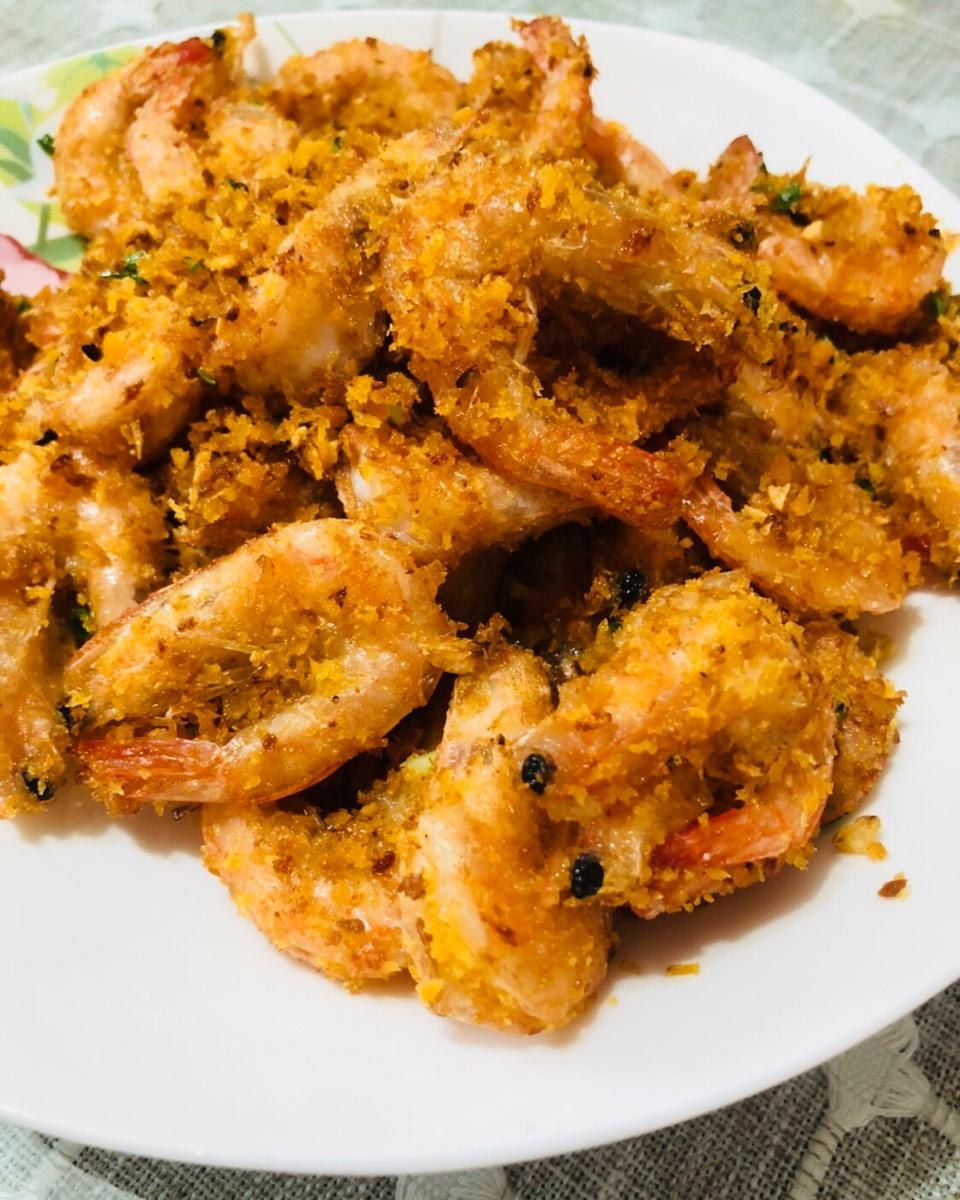 【避风塘香酥虾】