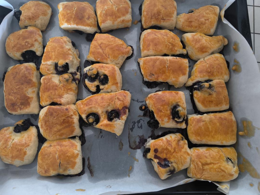 消耗淡奶油的司康