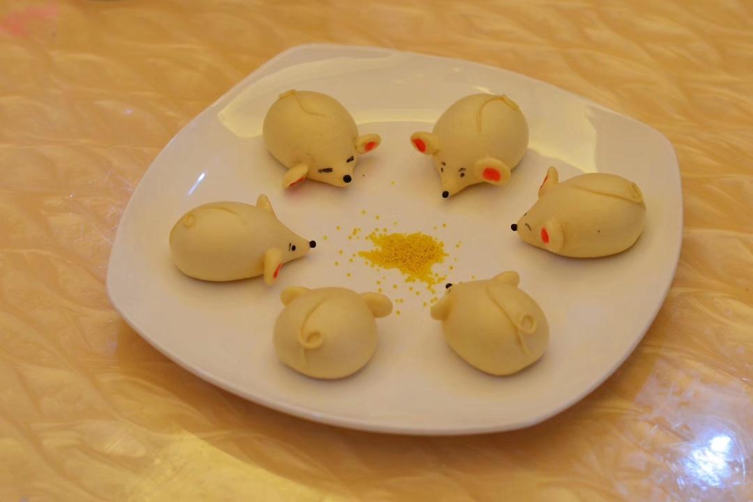 肥肥小老鼠馒头