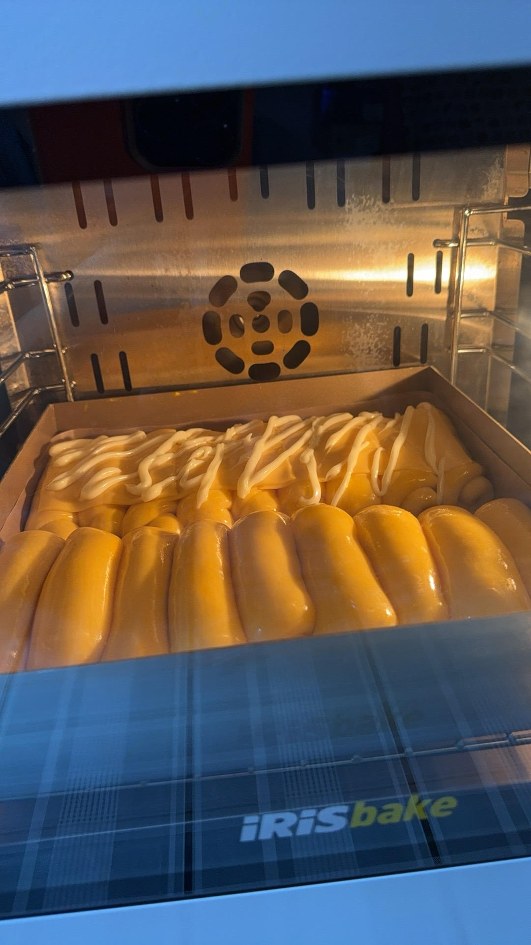 《Tinrry+》双拼芝士牛油排包