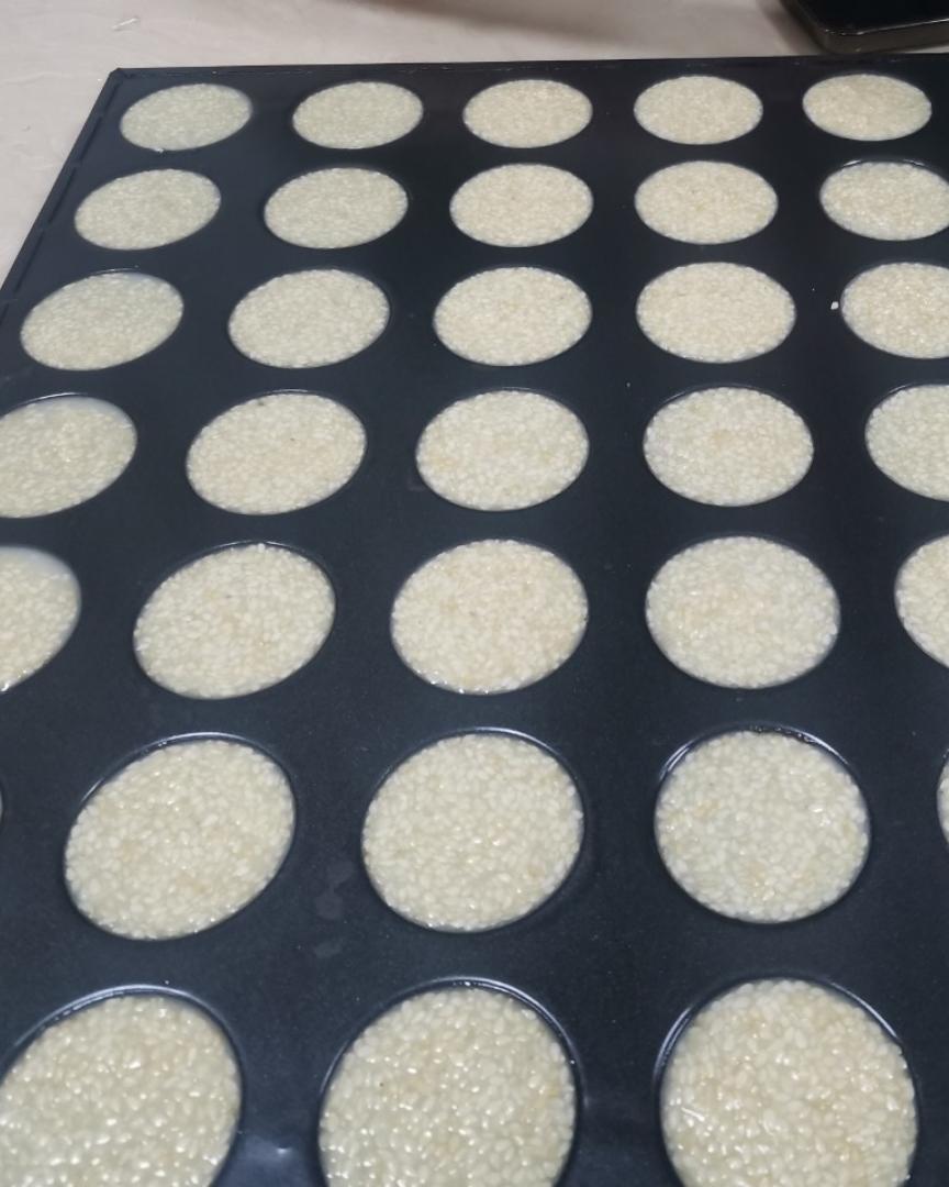 芝麻薄脆，又香又脆，追剧好搭档的做法 步骤9