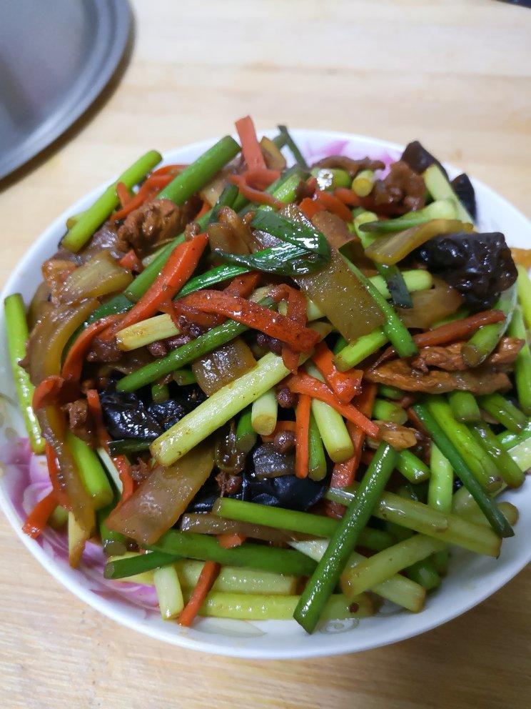 蒜薹炒肉丝