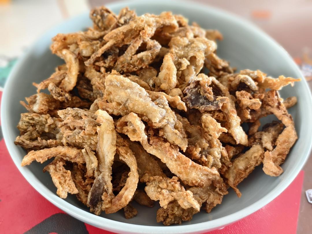 炸蘑菇用不用焯水？裹淀粉还是面粉？厨师长告诉你