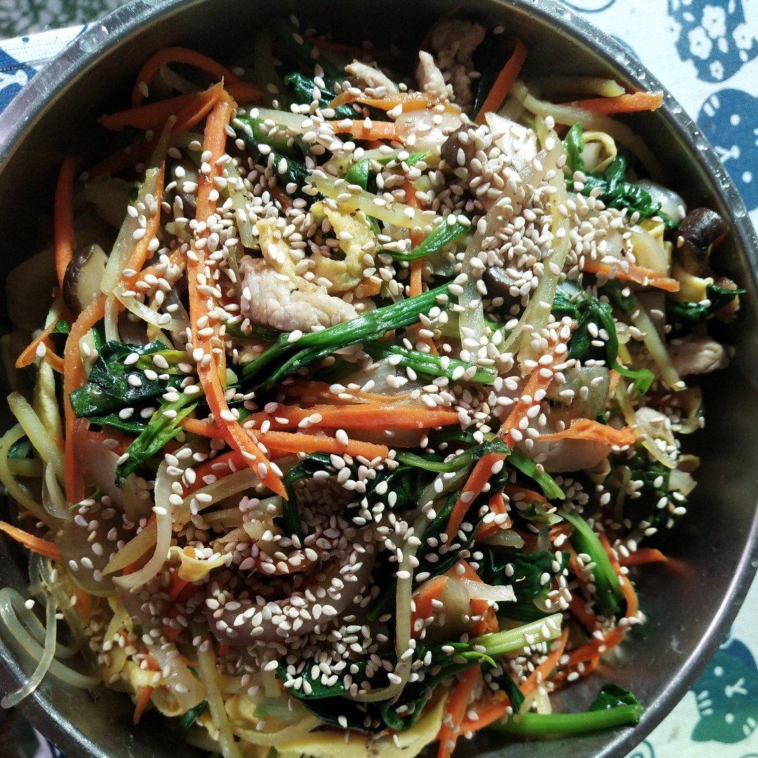 堂妈小厨——简易韩式炒杂菜