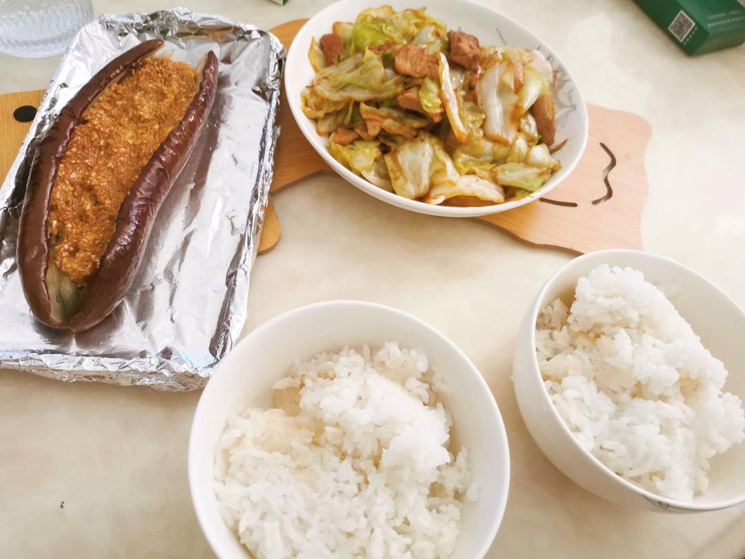 邓邓要好好吃饭呀