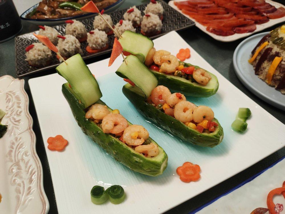 浅卿红罗做的一帆风顺