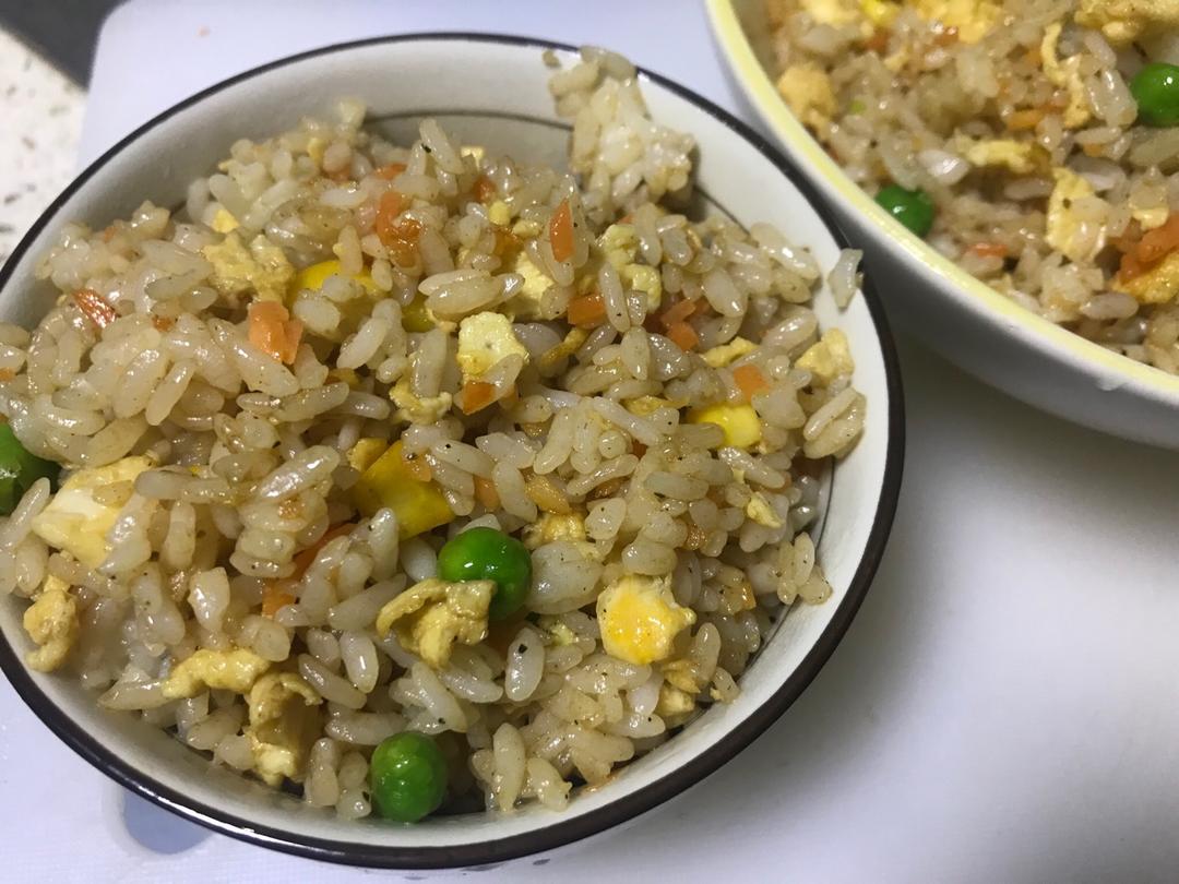 黄油黑椒蛋炒饭