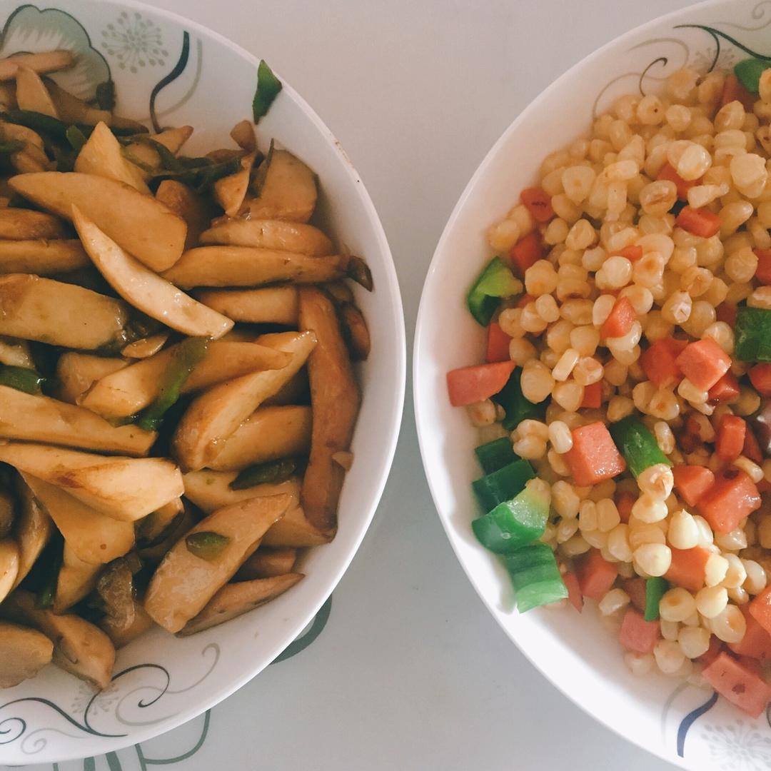 青椒素炒杏鲍菇