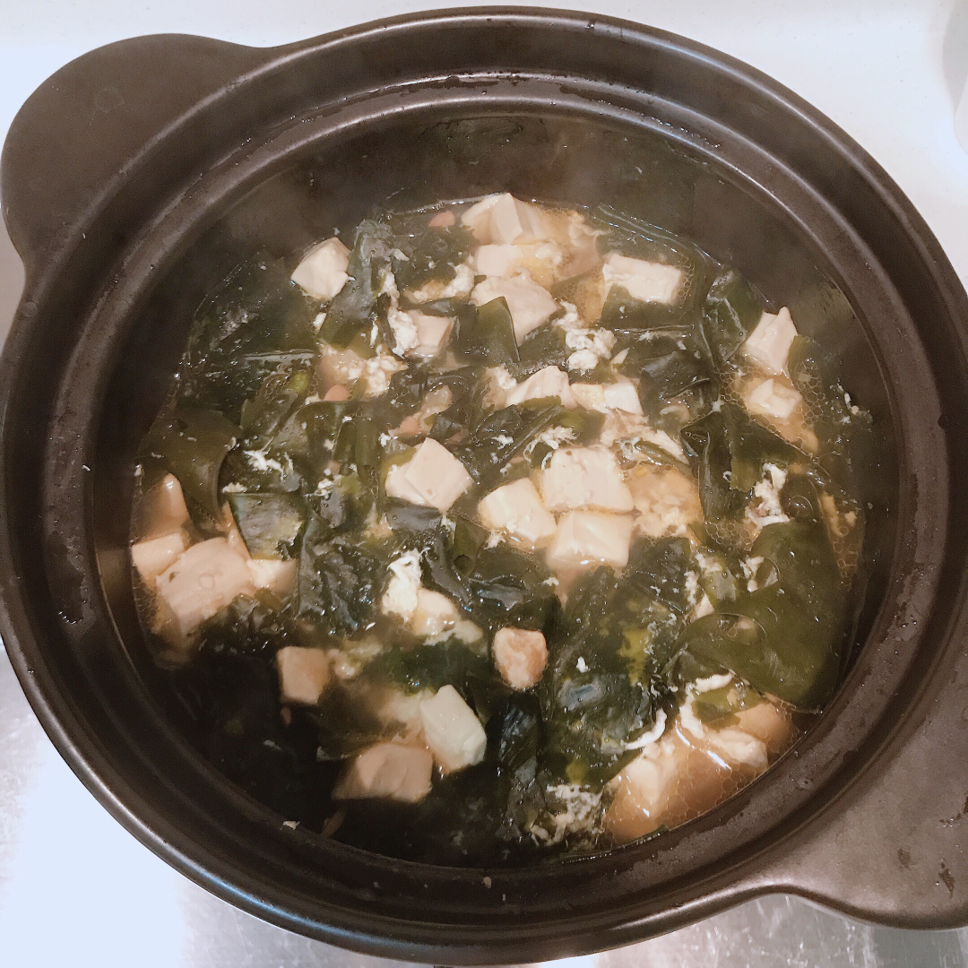 减脂晚餐🎊裙带菜豆腐汤