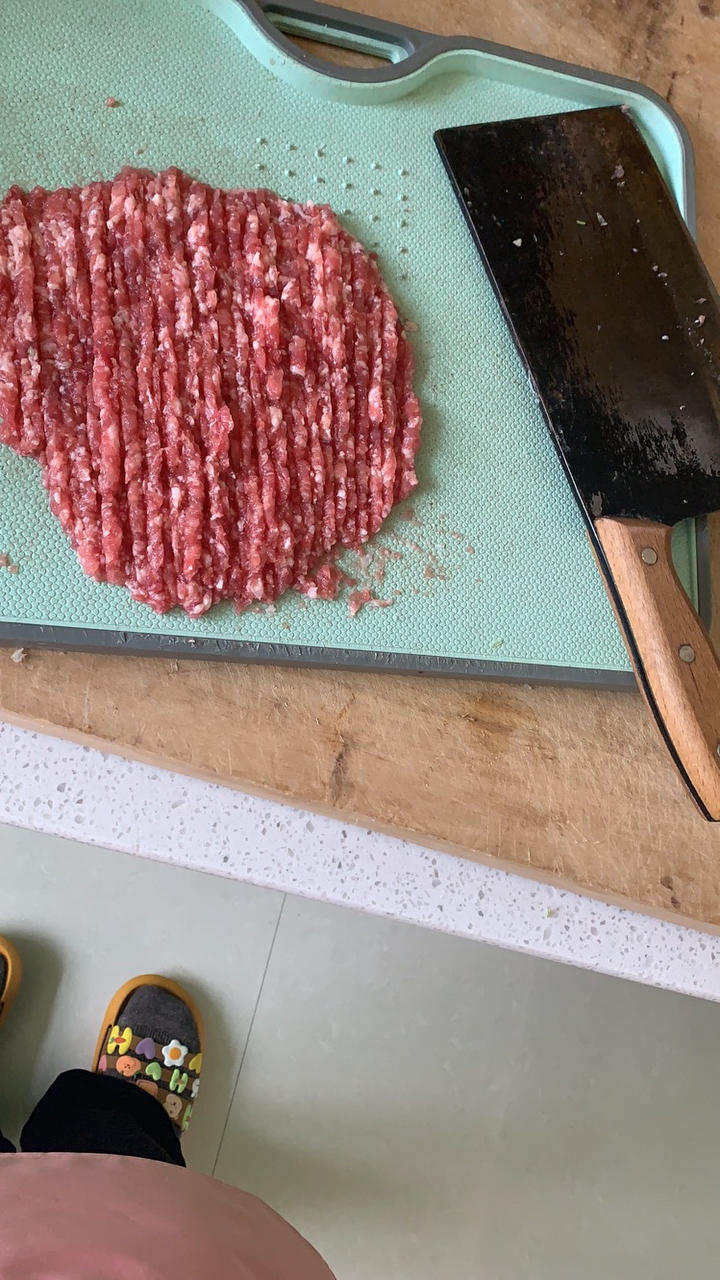 鲜肉小馄饨（调馅+馄饨包法）