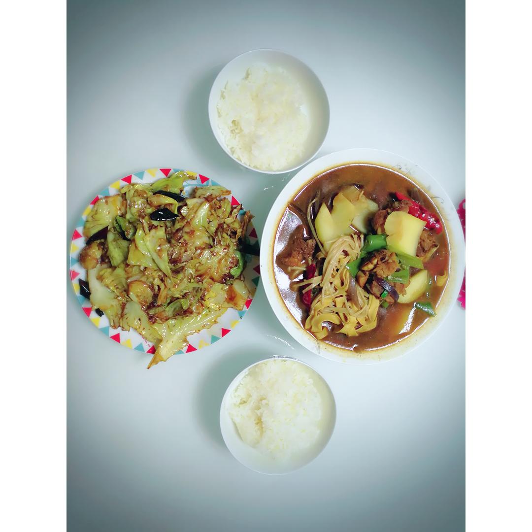 【黄焖鸡米饭】