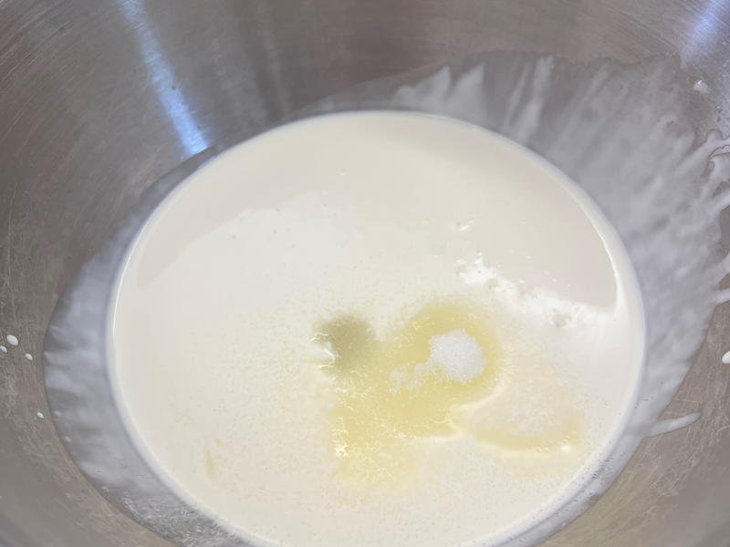 纯奶手撕吐司的做法 步骤1