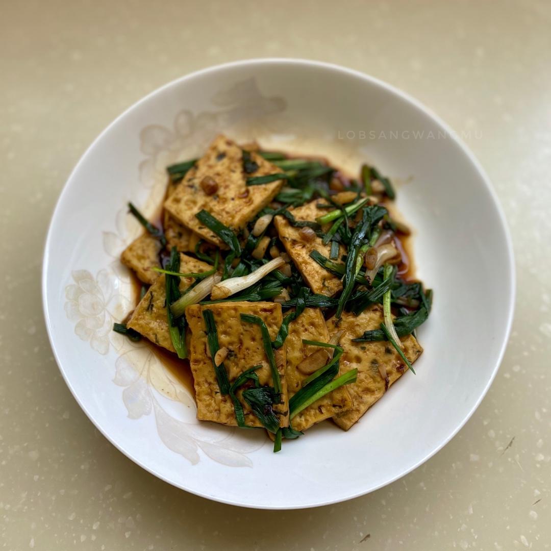 葱烧豆腐