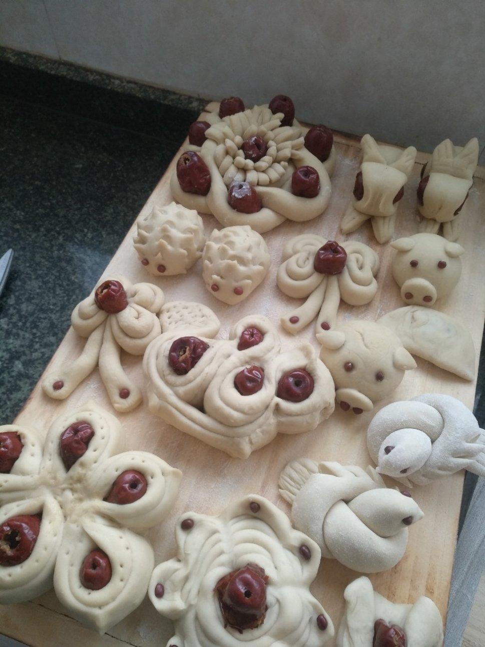 手机用户4530_0ecp做的花馒头(枣馍)