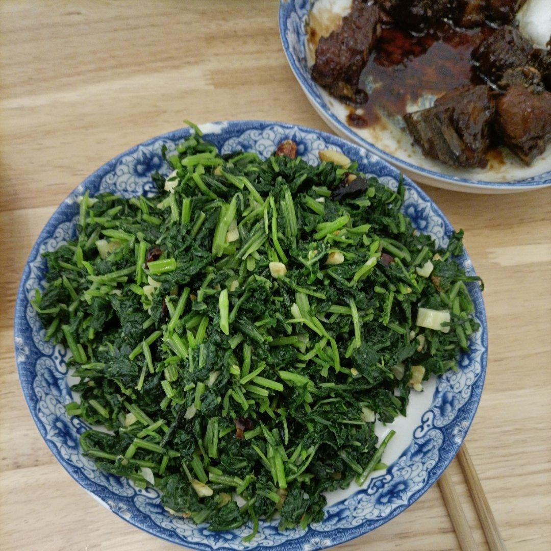 辣炒萝卜缨子（下饭菜）