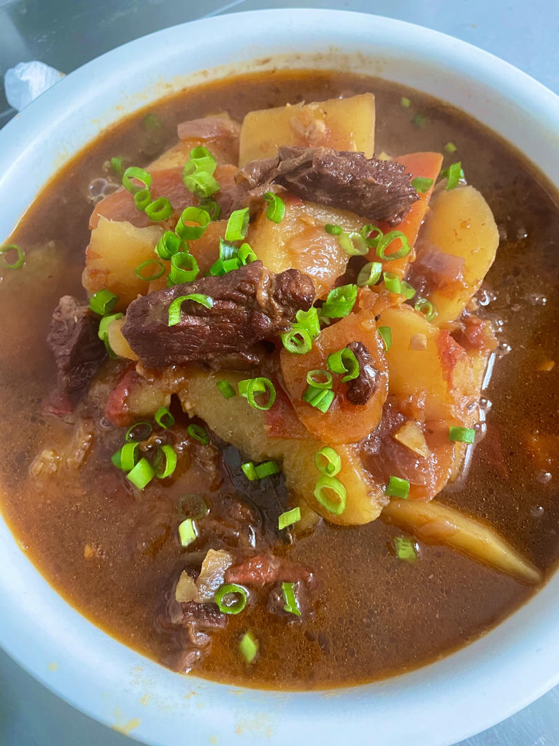 番茄土豆炖牛腩