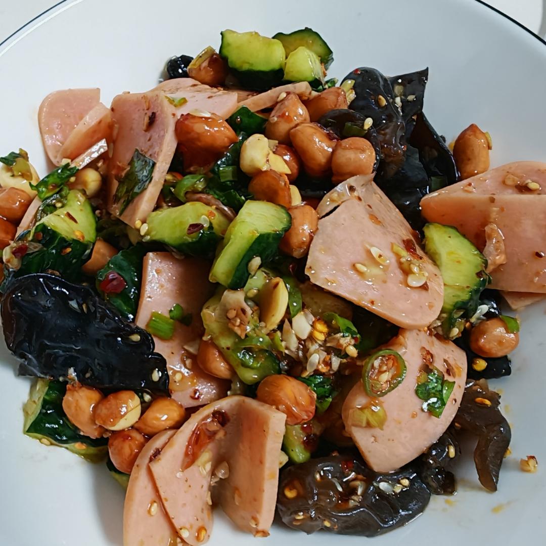 凉拌黄瓜腐竹木耳