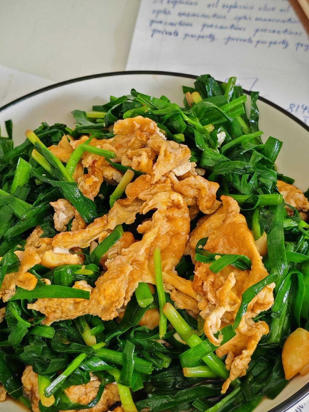 韭菜炒鸡蛋——三分钟快手下饭菜 掌握火候的秘诀