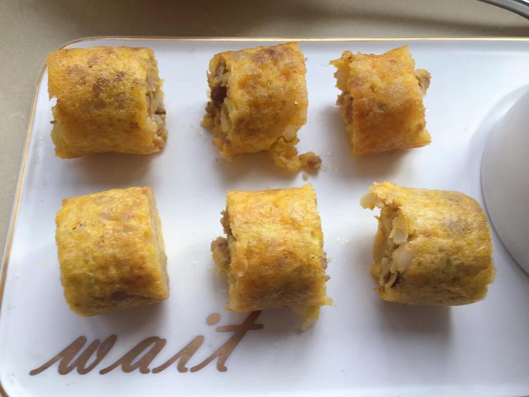 马蹄鸡蛋卷的做法