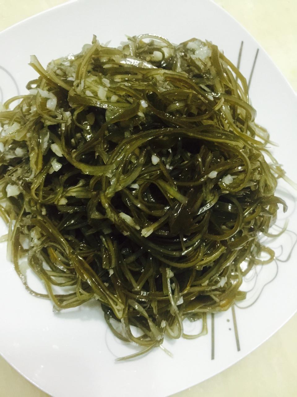 欣欣宝贝娘做的这才是正宗的李先生牛肉面家的蒜泥海带丝