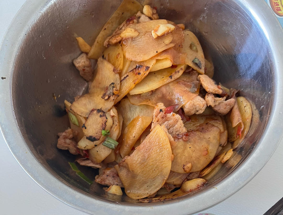 土豆片炒肉