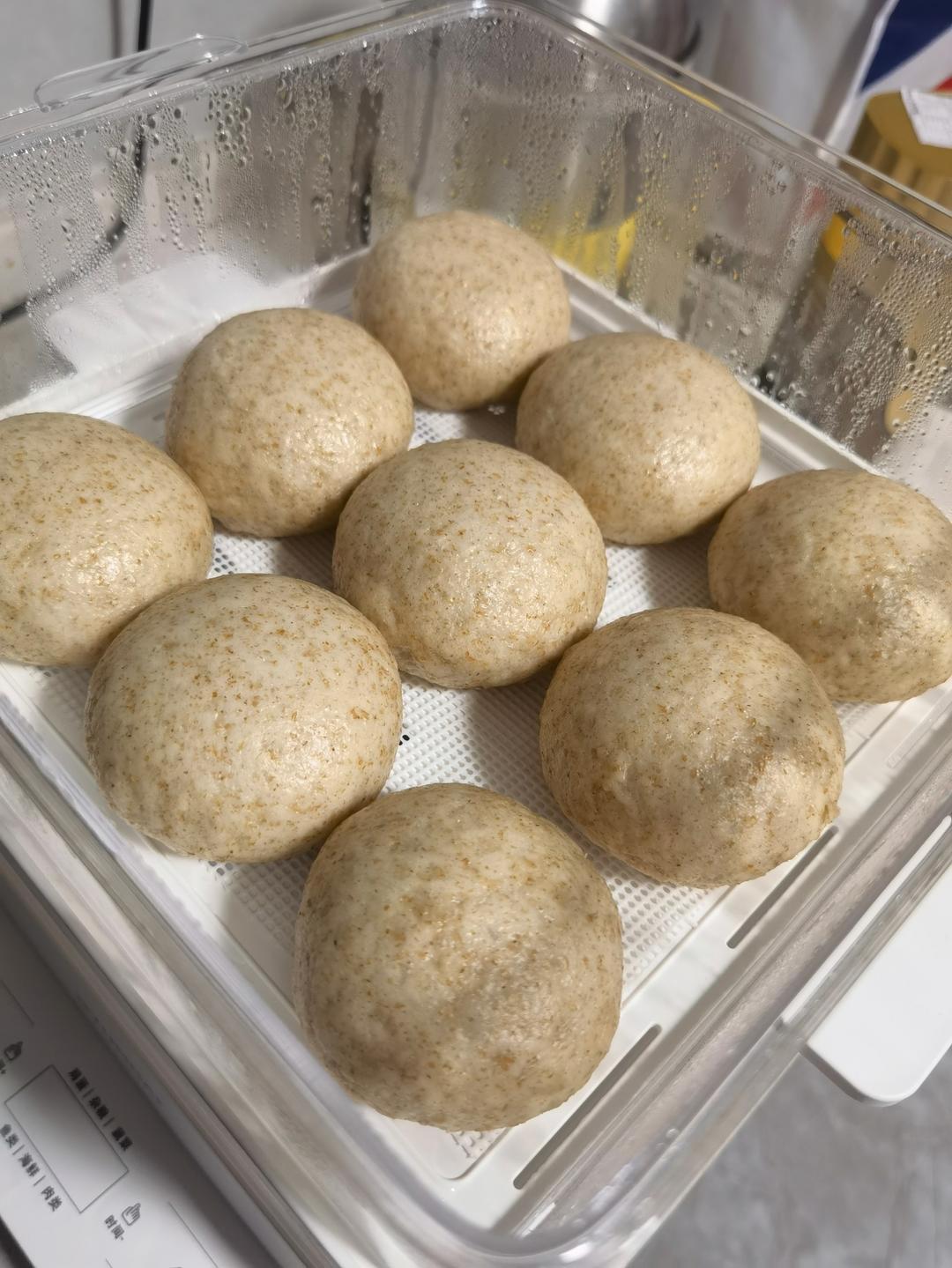 无油无糖松软的全麦馒头