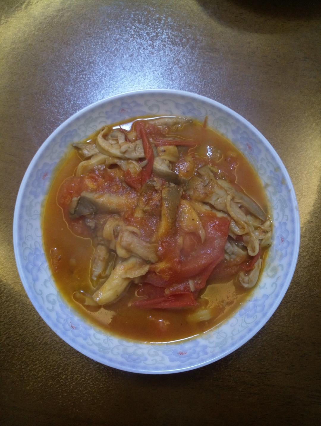 唱着歌微笑做的西红柿炒平菇