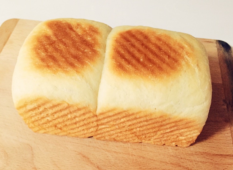 牛奶吐司（附详细步骤图）