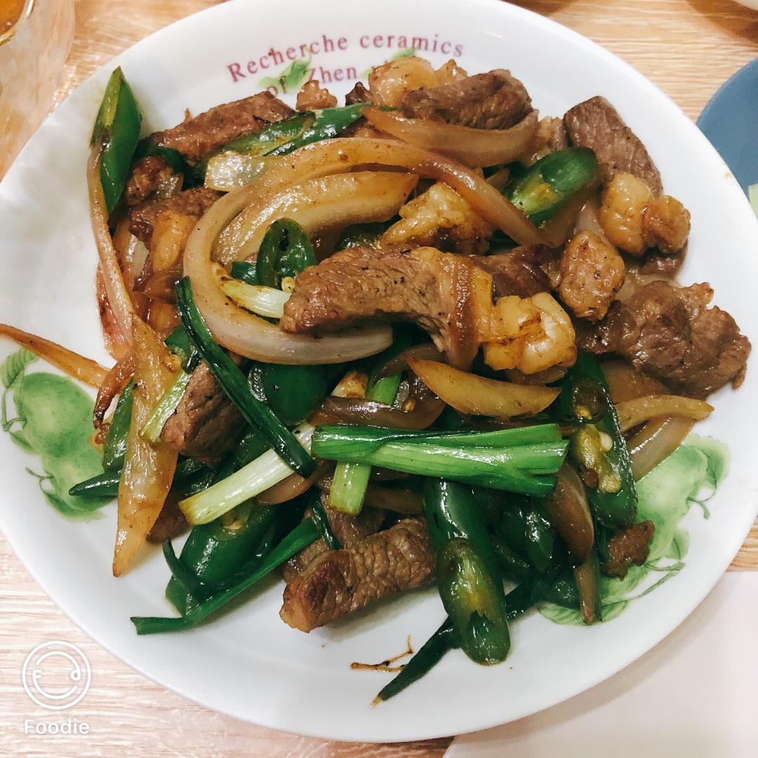 洋葱青椒炒牛柳(嫩肉配方)