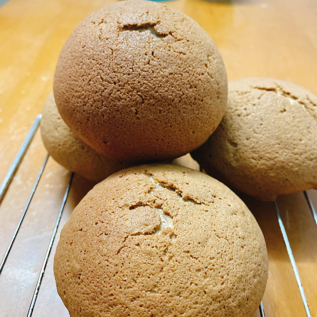 lynnlin的小窝做的复刻帕帕罗蒂超柔软墨西哥咖啡酥皮面包咸香咖啡香