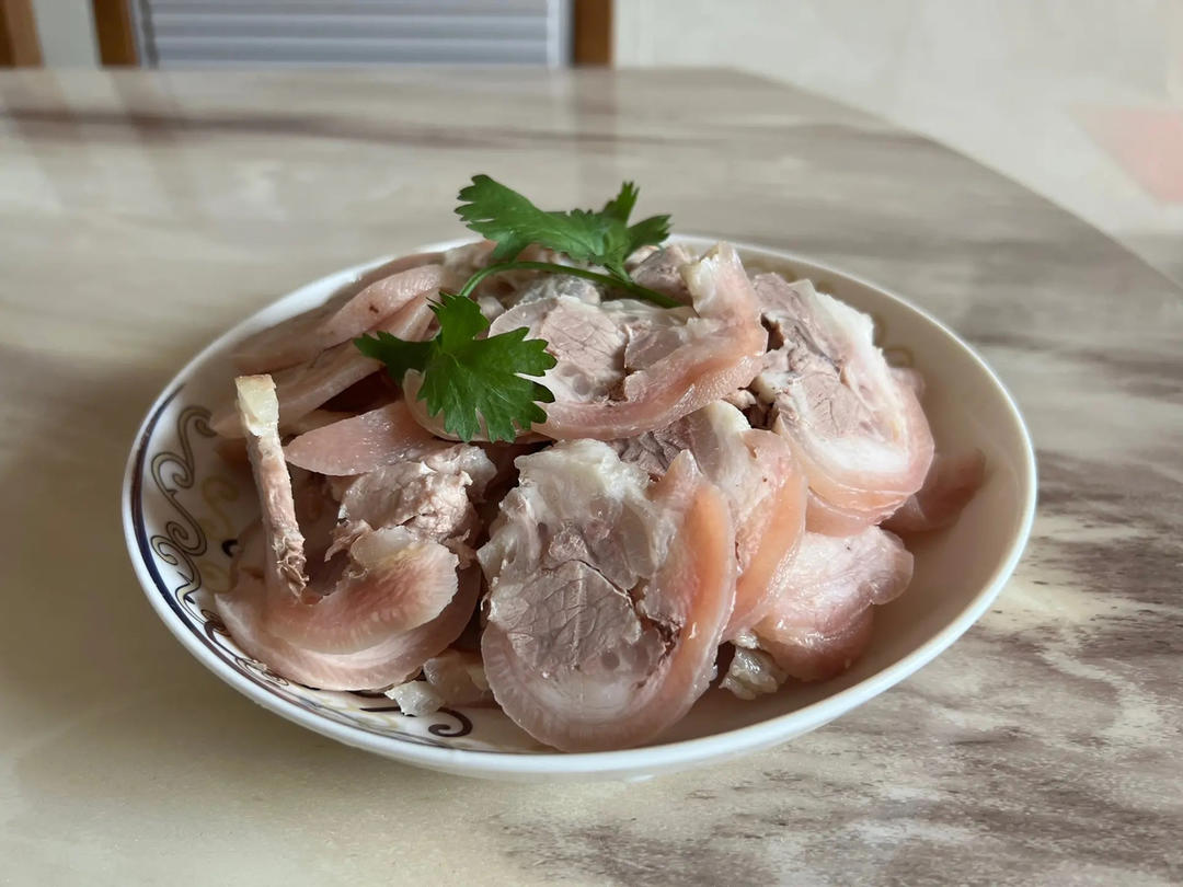 开胃凉菜【沙姜猪手】，汤汁超下饭！