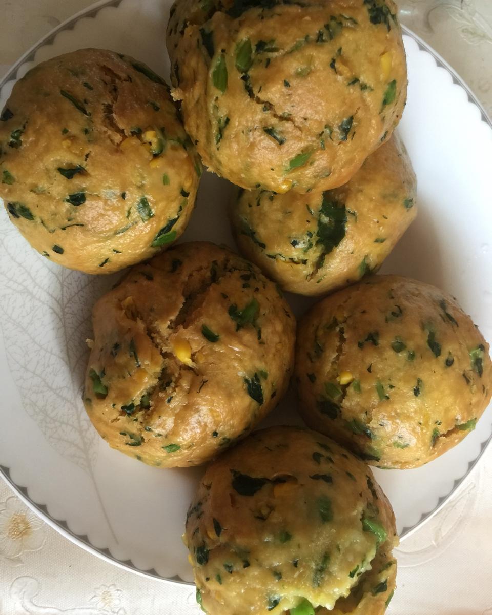 玉米面菜窝头