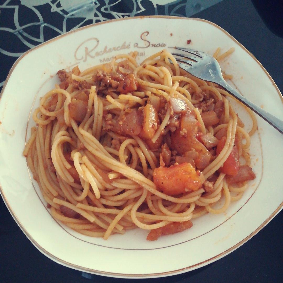 番茄肉酱意大利面