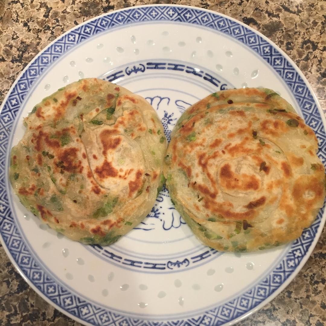 葱油饼（附外酥里嫩的技巧）