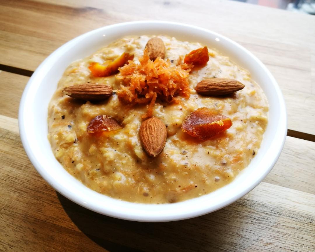 [纯素] 10分钟早餐 #1 甜!胡萝卜燕麦粥