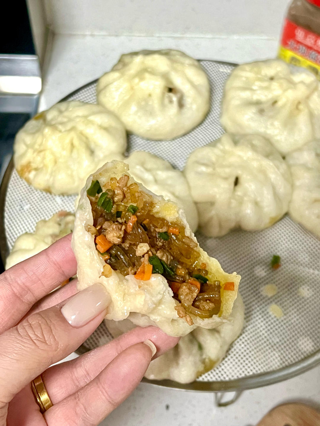 皮薄馅儿大的粉丝肉末包子（馅料做法）