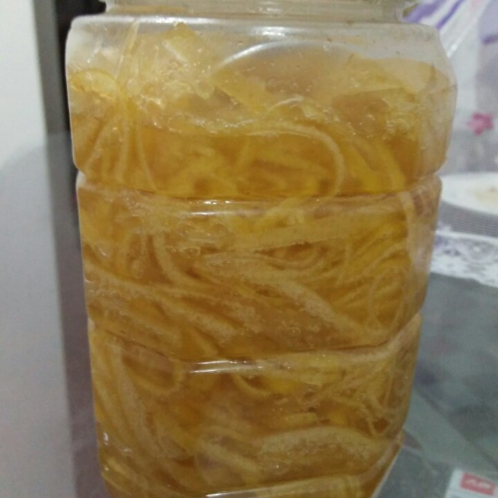 糖渍西柚皮－－橙皮，柚子，桔子一类都可以噢
