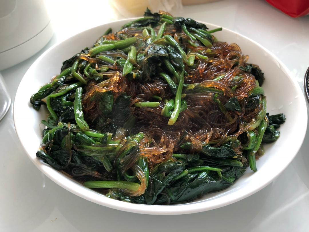 菠菜炒粉丝