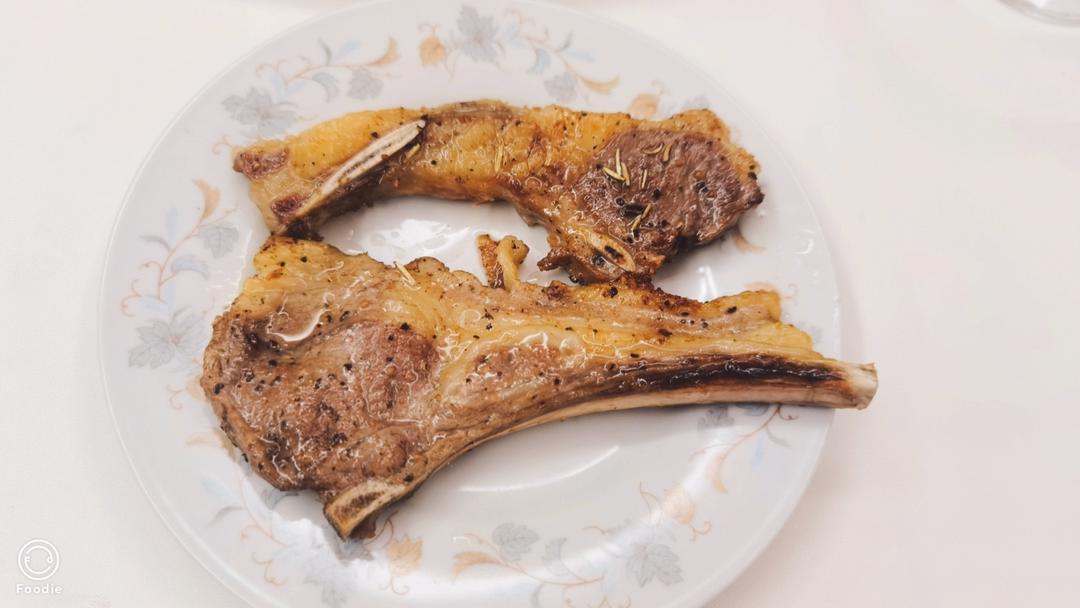 【煎烤法式羊排图片】美食是一种生活的态度_下厨房
