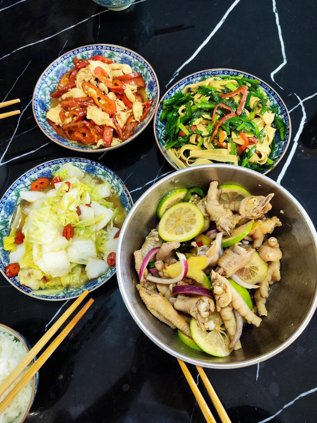 快手韭菜炒千张