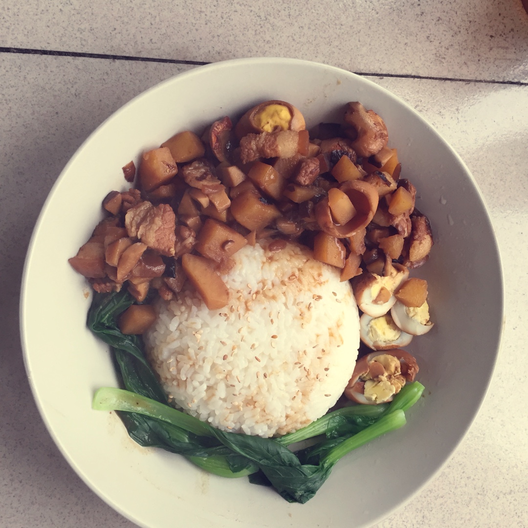 台式卤肉饭