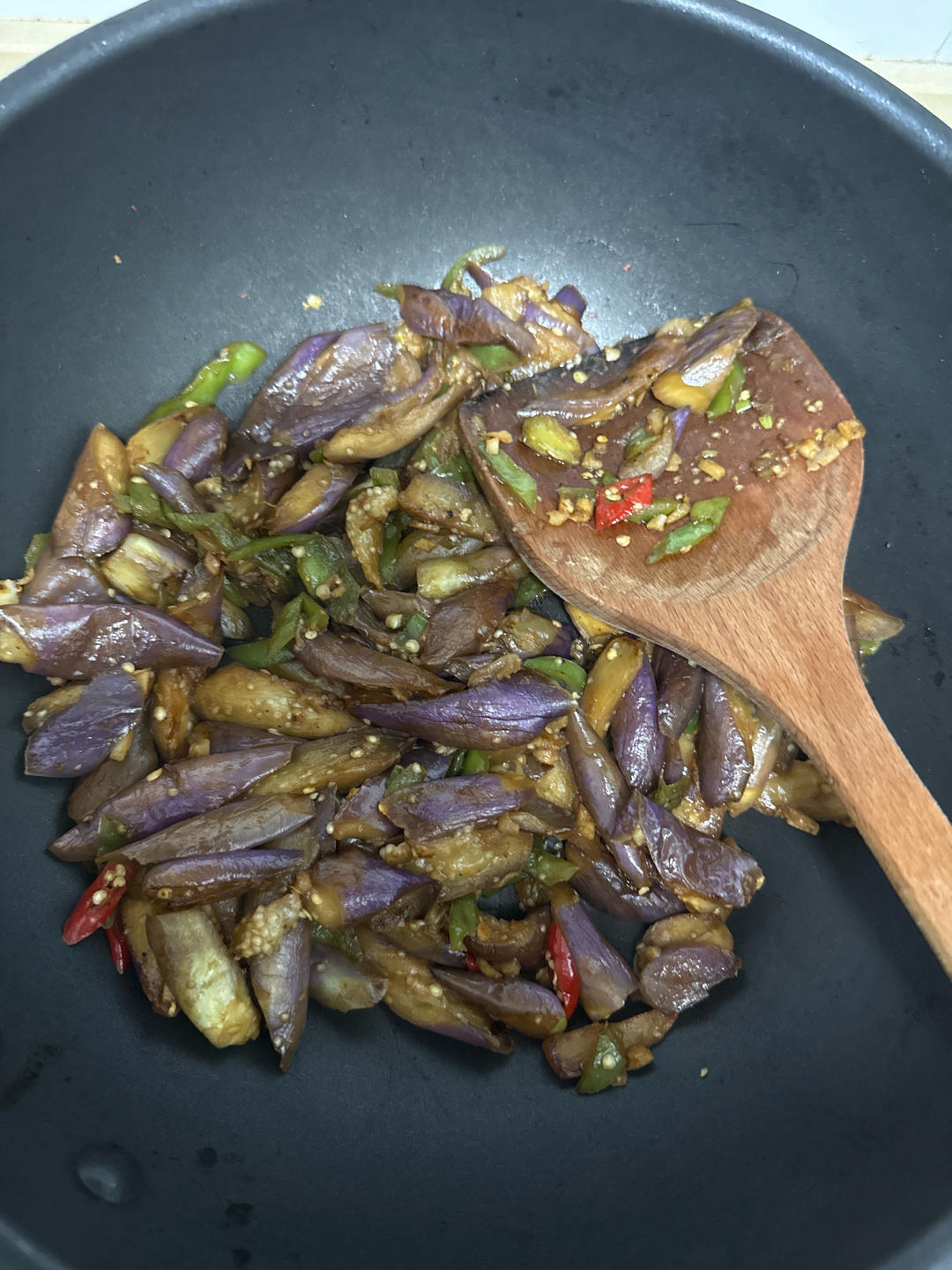 这么炒的青椒炒茄子，饭可以多吃两碗