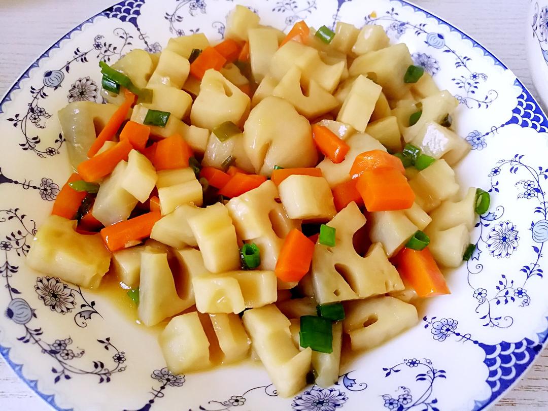 全然交托做的酸甜的开胃菜- 糖醋藕丁