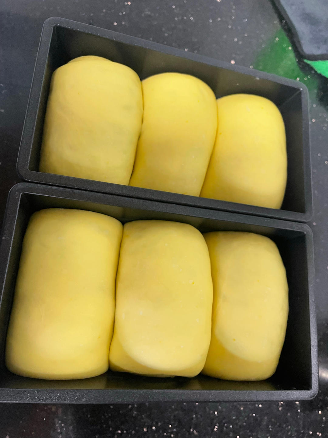 金灿灿柔软好吃的南瓜吐司｜超适合秋冬