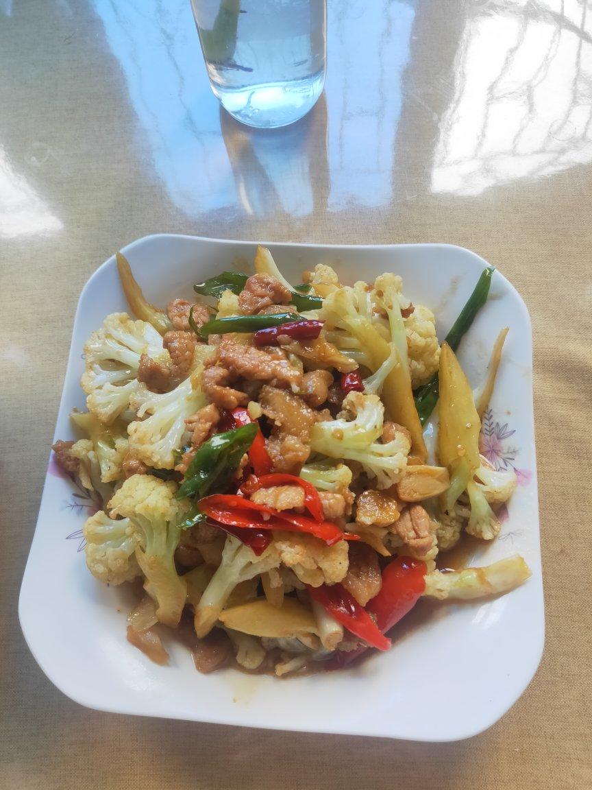 和饭店一个味道的干锅花菜